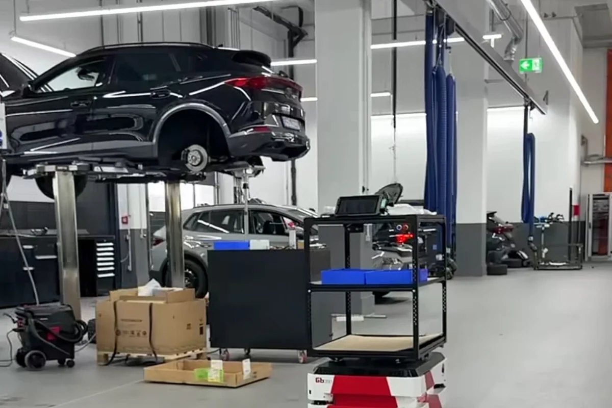 Gessbot Shelf Vehicle in a Workshop