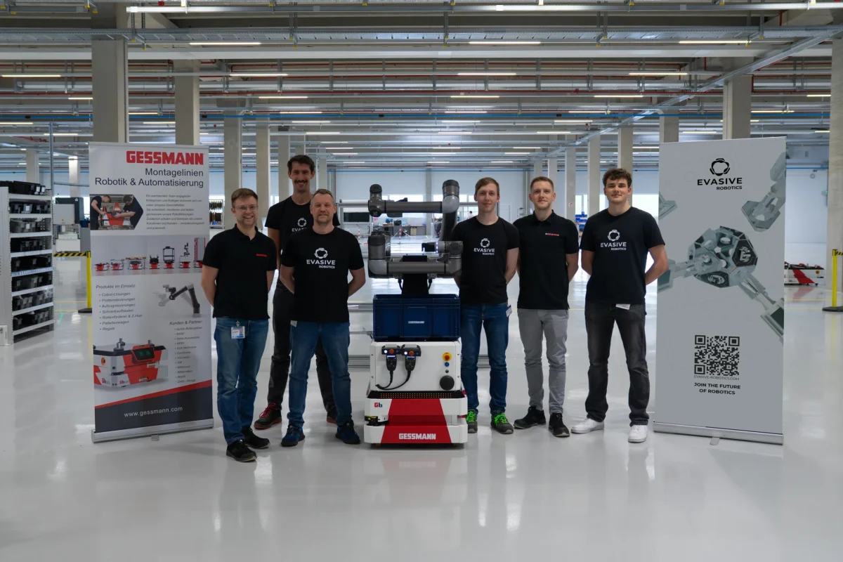 Gessmann_Evasive_Group_Photo
