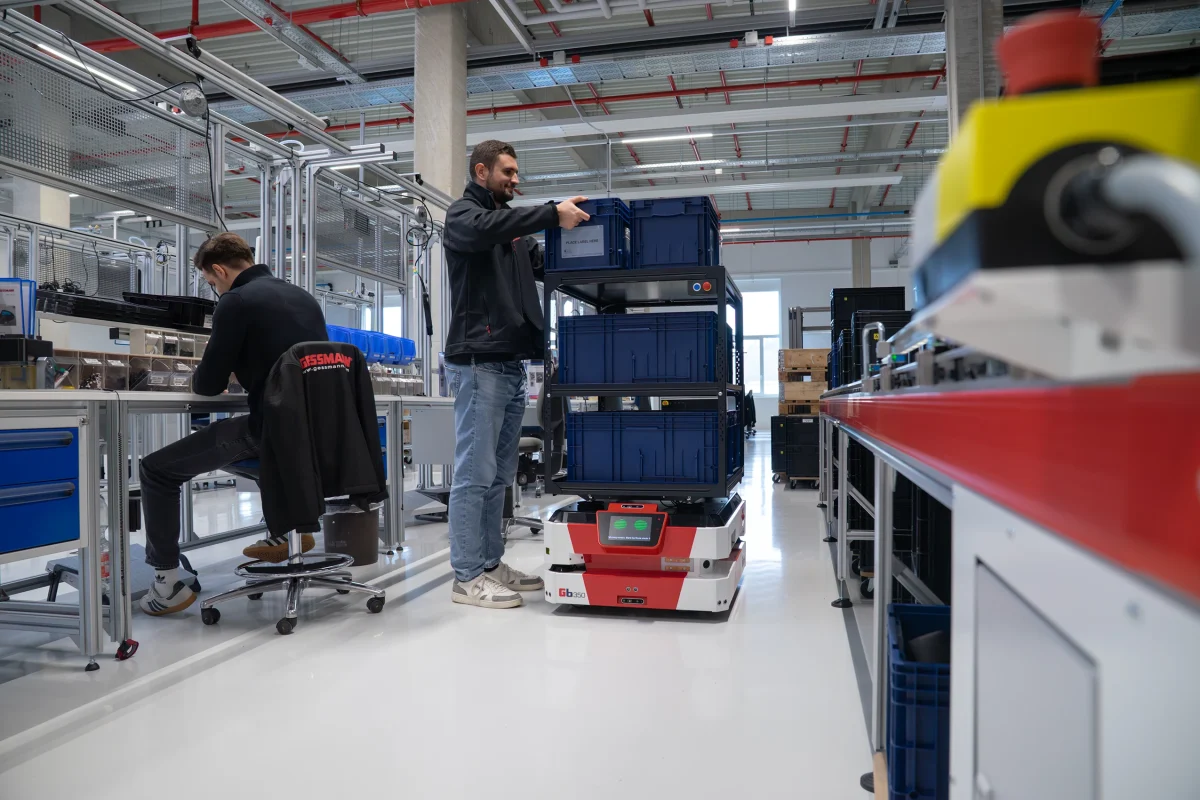 Gessmann_Robotik_Produktionslinie_2